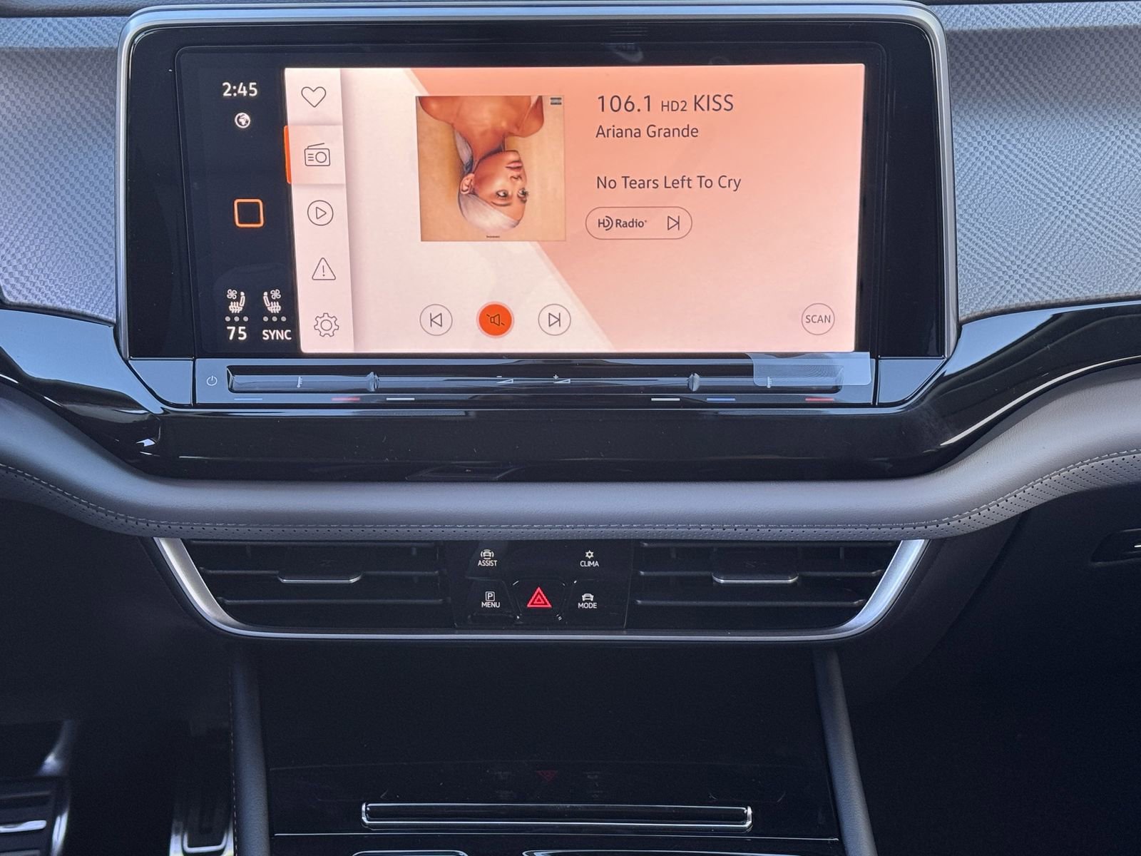 New 2026 Volkswagen Atlas Peak Edition image 17