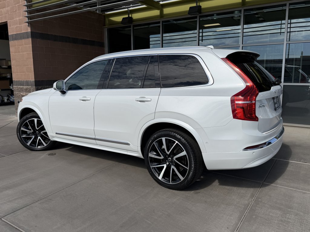 Used 2023 Volvo XC90 B6 Plus w/ Protection Package Premier AWD/4WD image 5