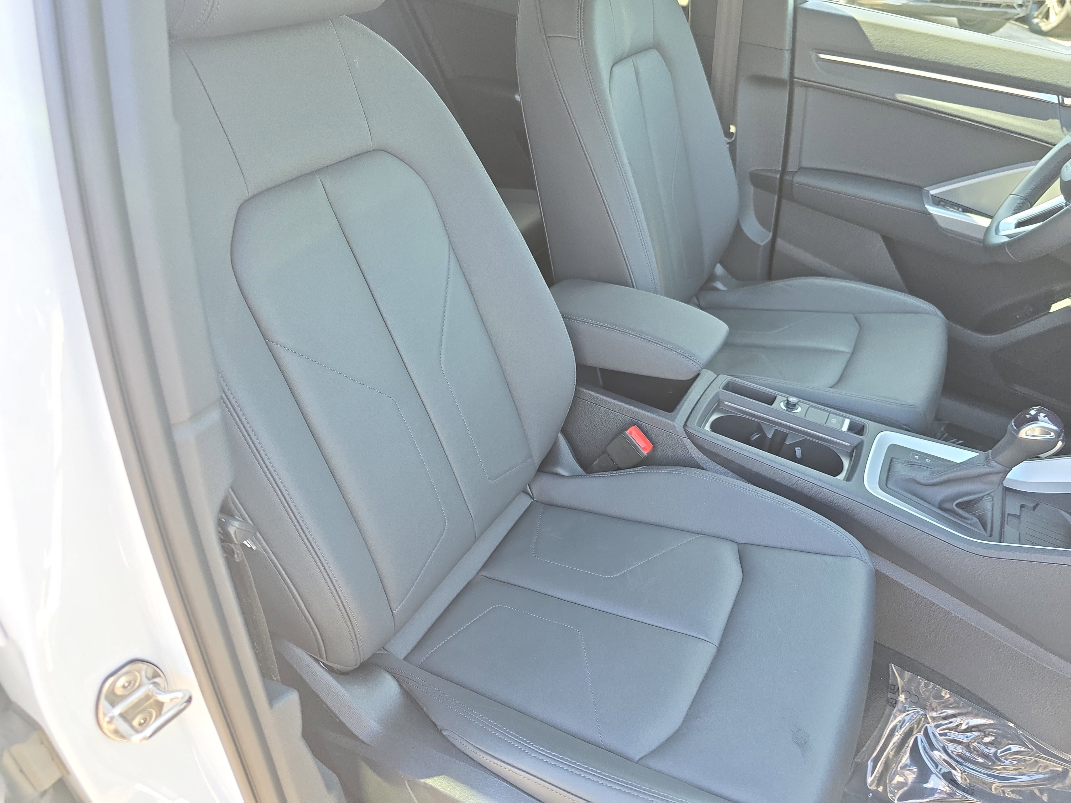 Used 2025 Audi Q3 2.0T Premium w/ Convenience Package AWD/4WD image 10