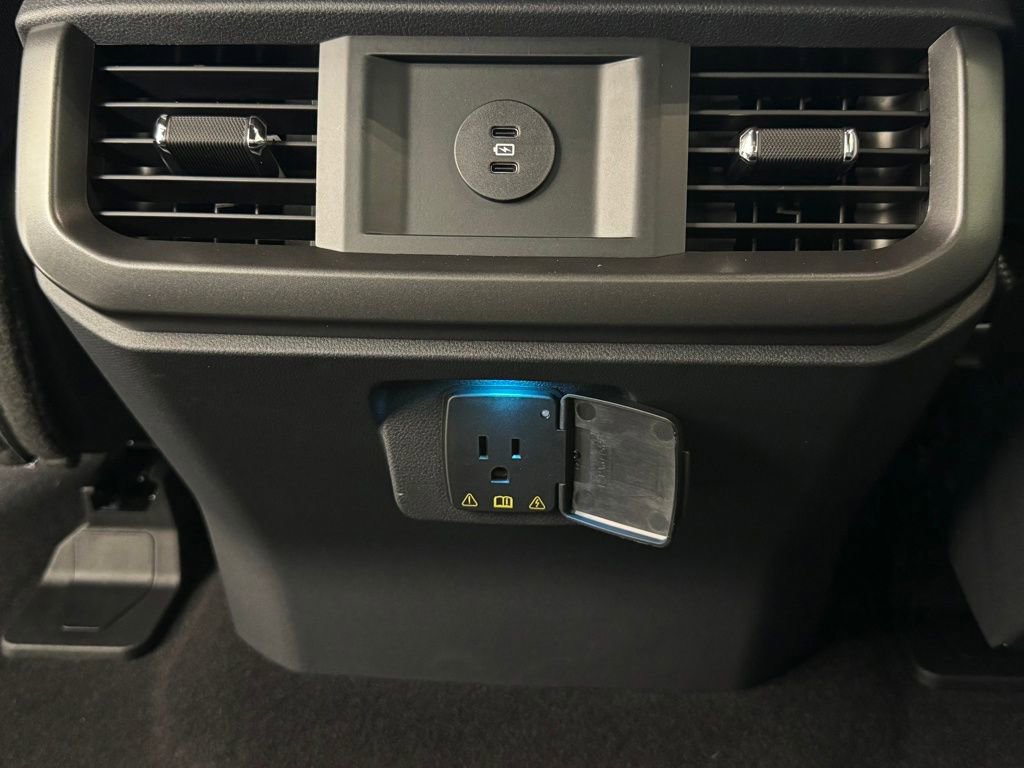 New 2025 Ford F150 Lariat w/ Equipment Group 501A Mid image 29