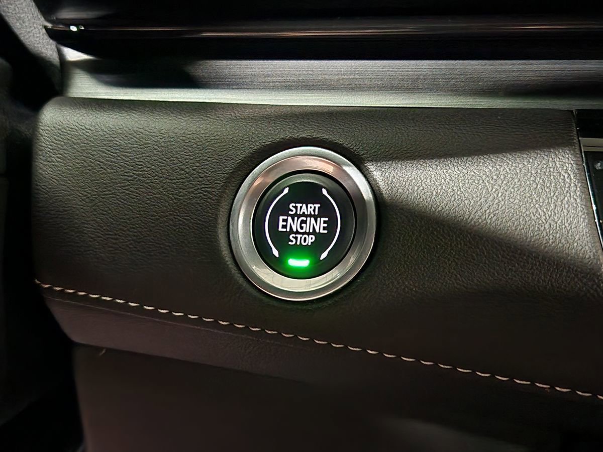 Used 2021 Cadillac Escalade ESV Sport image 45