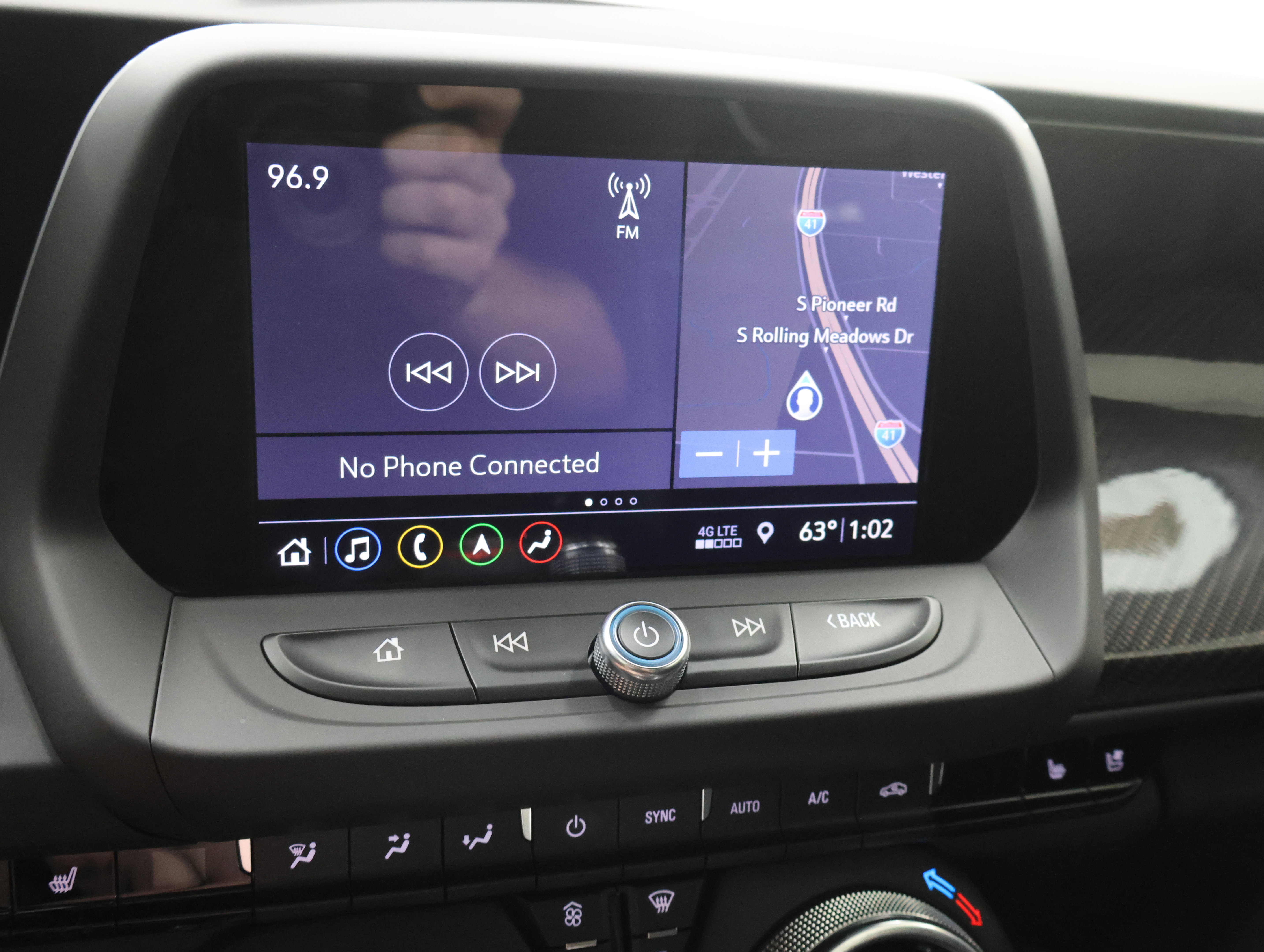 Used 2019 Chevrolet Camaro ZL1 RWD image 39