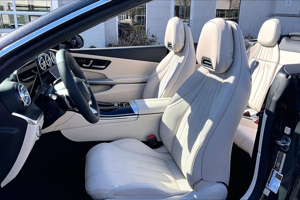 New 2026 Mercedes-Benz CLE 300 4MATIC Cabriolet image 9