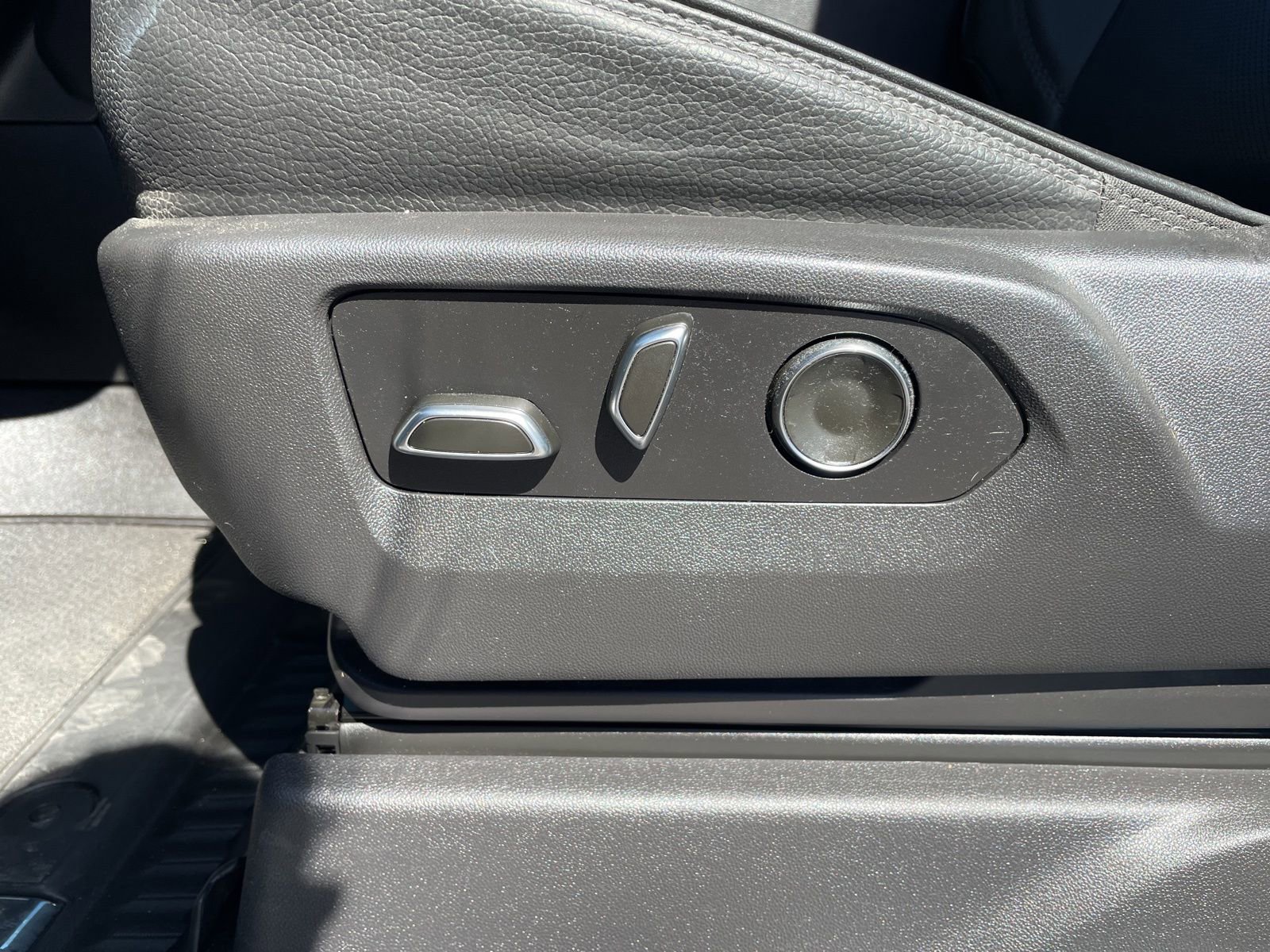 Used 2024 GMC Sierra 1500 Denali image 13