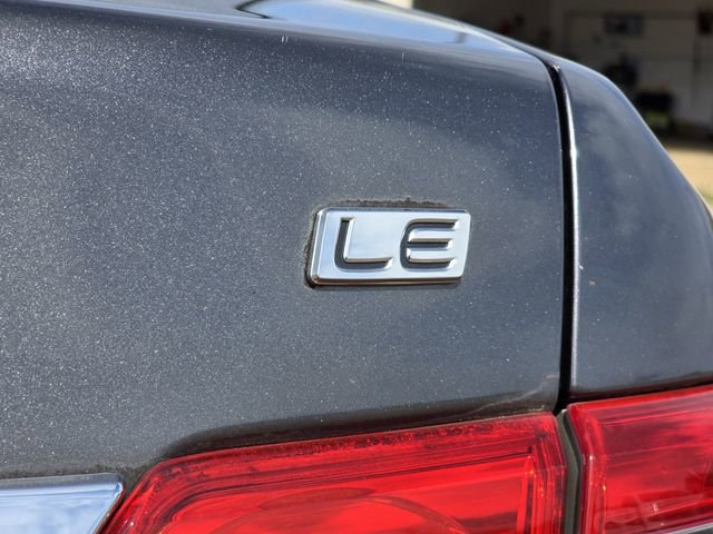 Used 2013 Toyota Corolla LE image 26