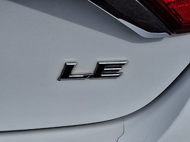 Used 2015 Toyota Camry LE FWD image 30