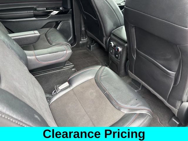 Used 2024 Ford Explorer ST w/ Equipment Group 401A AWD/4WD image 39