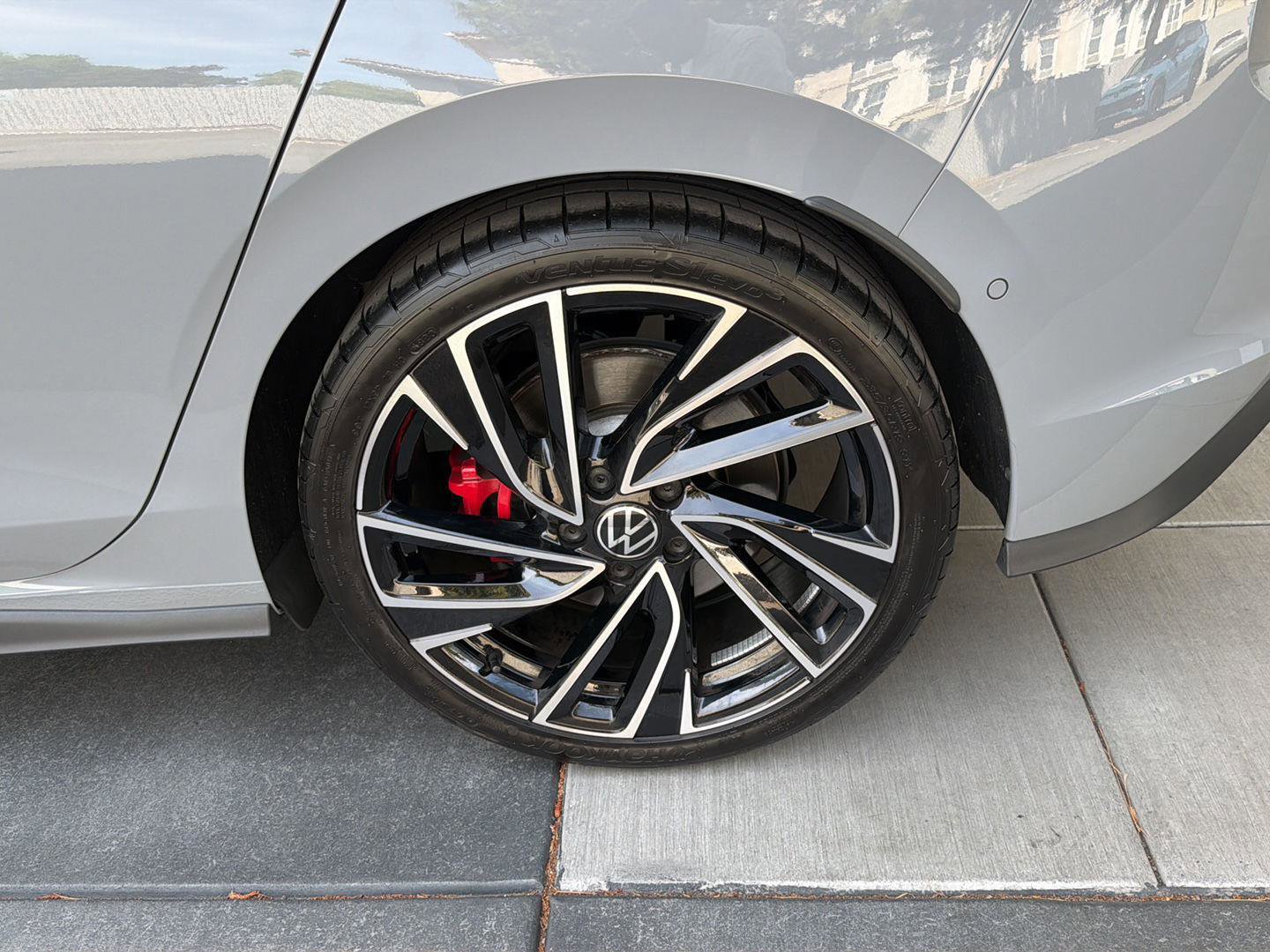 Certified 2024 Volkswagen GTI Autobahn FWD image 13