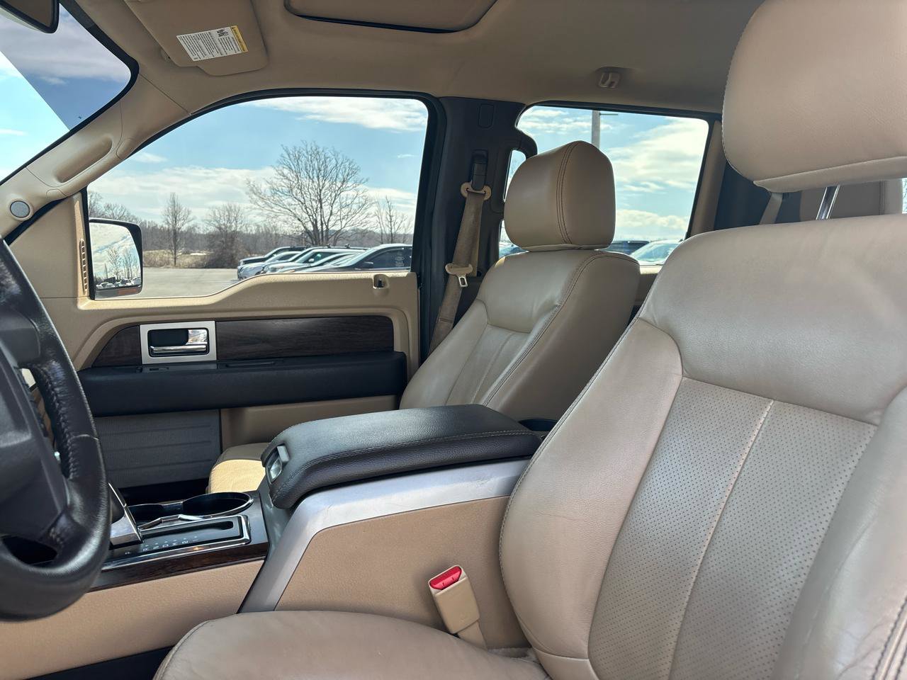 Used 2013 Ford F150 Lariat w/ Luxury Equipment Group image 16