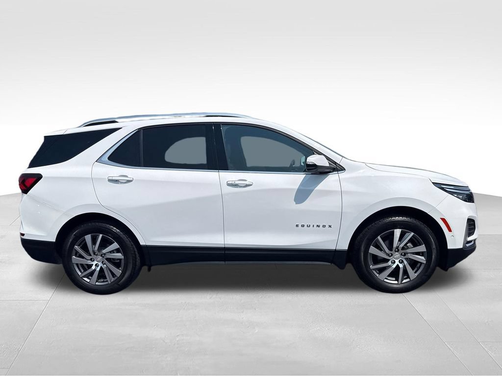 Used 2023 Chevrolet Equinox Premier AWD/4WD image 7