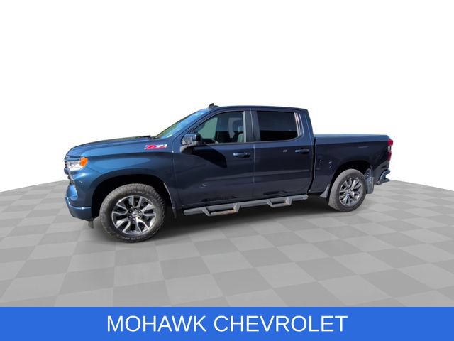 Used 2022 Chevrolet Silverado 1500 RST w/ Z71 Off-Road Package AWD/4WD image 4