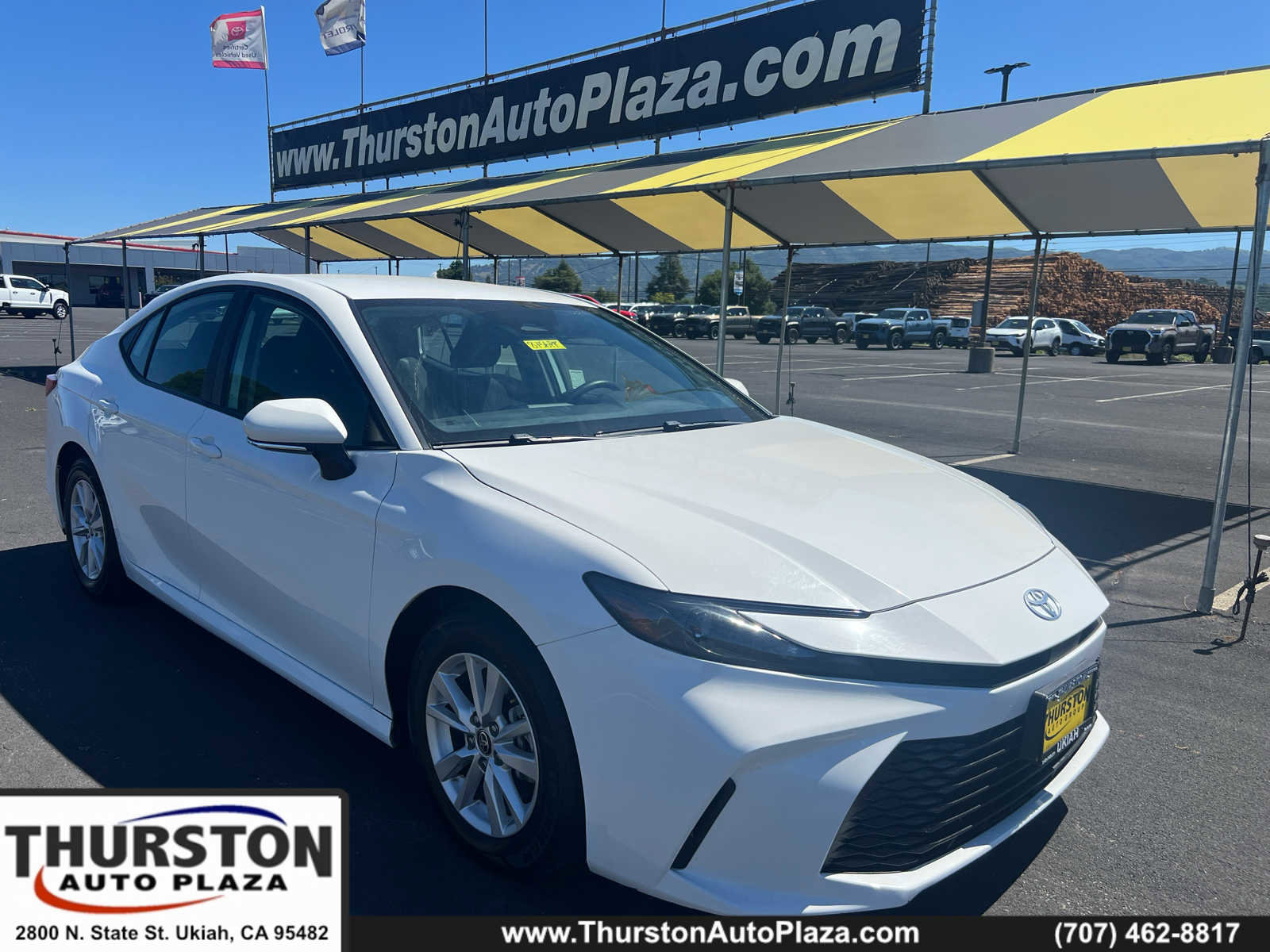 Used 2025 Toyota Camry LE FWD image 1