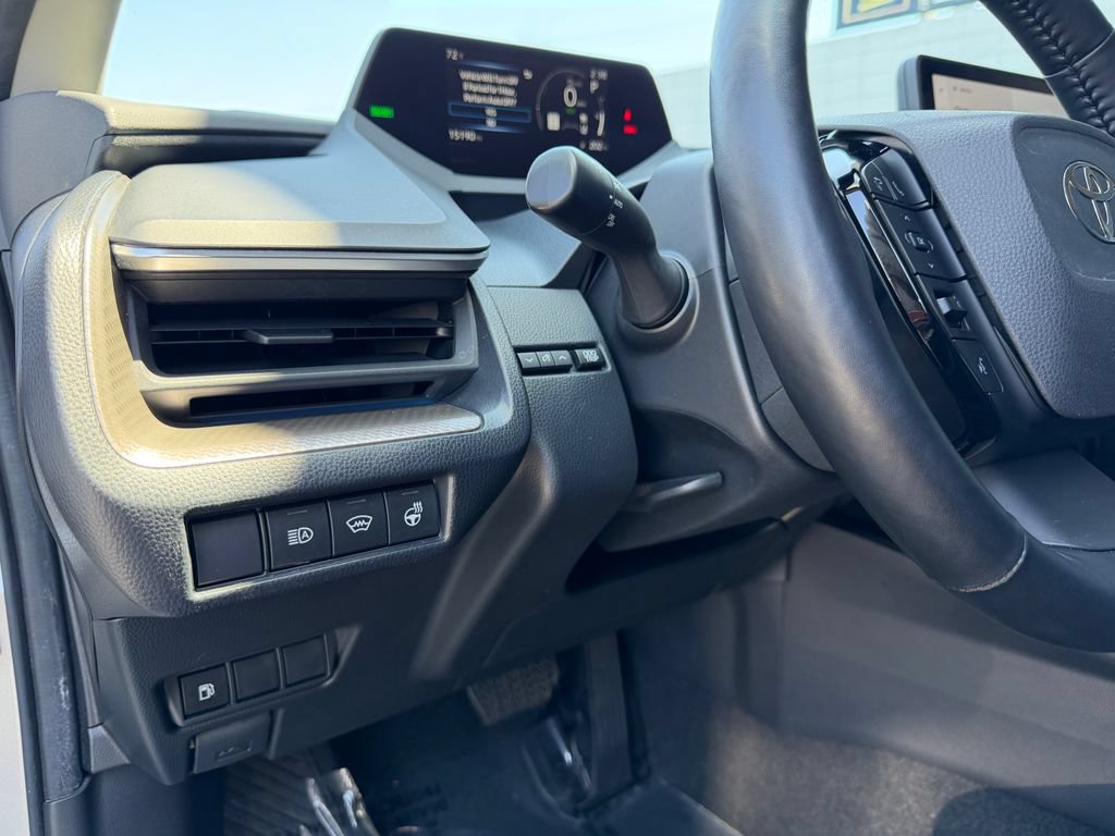 Used 2023 Toyota Prius XLE FWD image 14