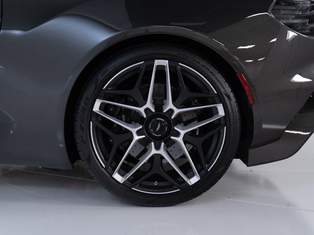 Used 2020 Aston Martin DBS Zagato image 41