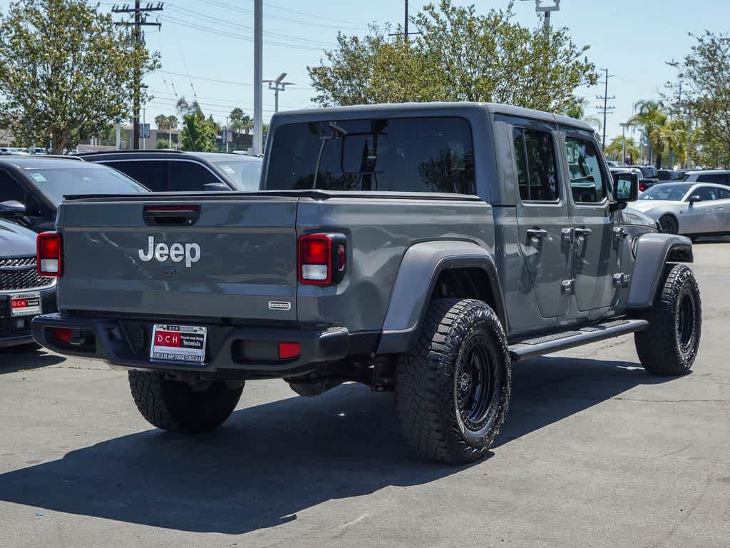 Certified 2023 Jeep Gladiator Overland AWD/4WD image 4
