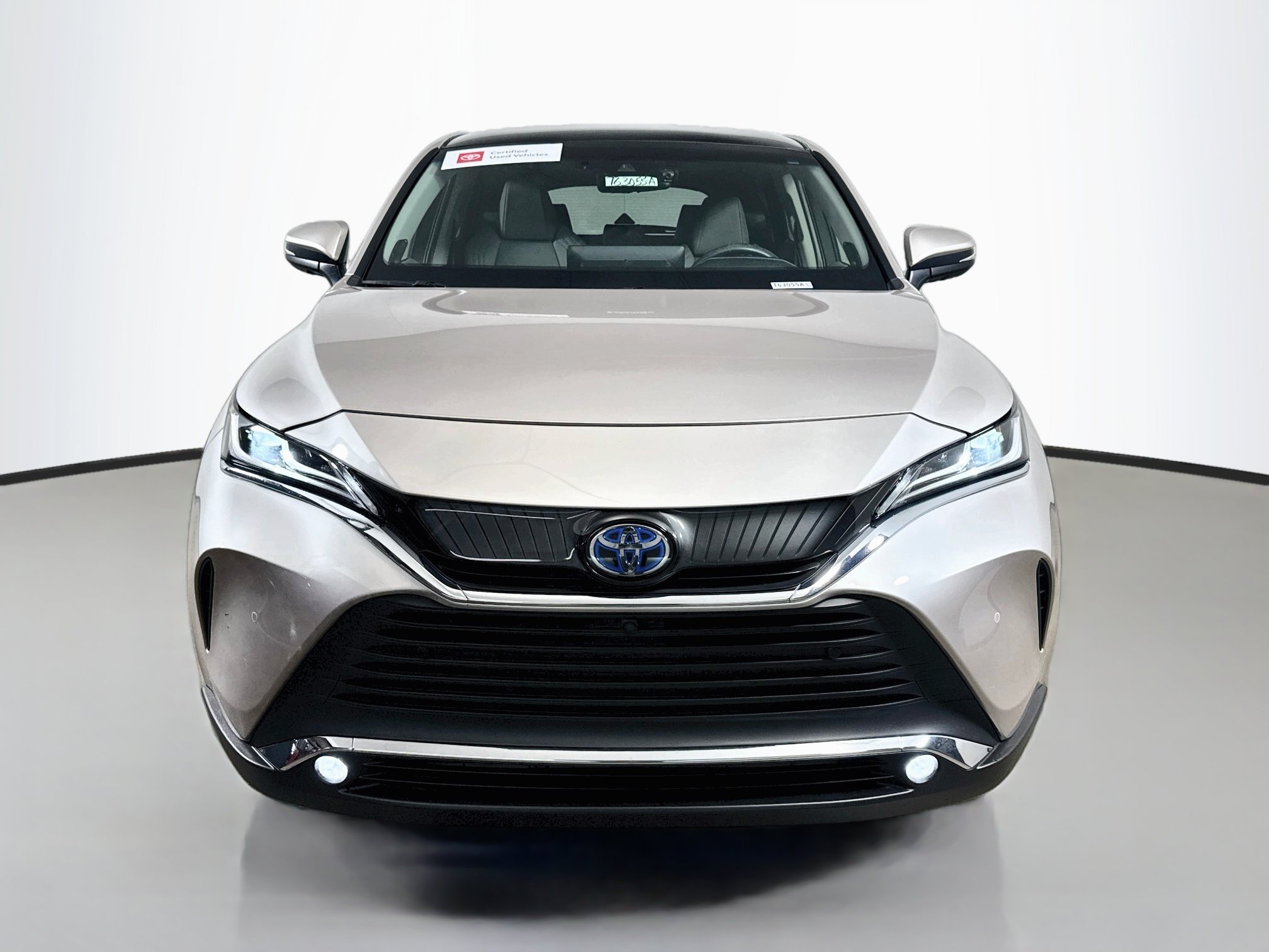 Certified 2022 Toyota Venza Limited w/ Advanced Technology Package AWD/4WD image 2