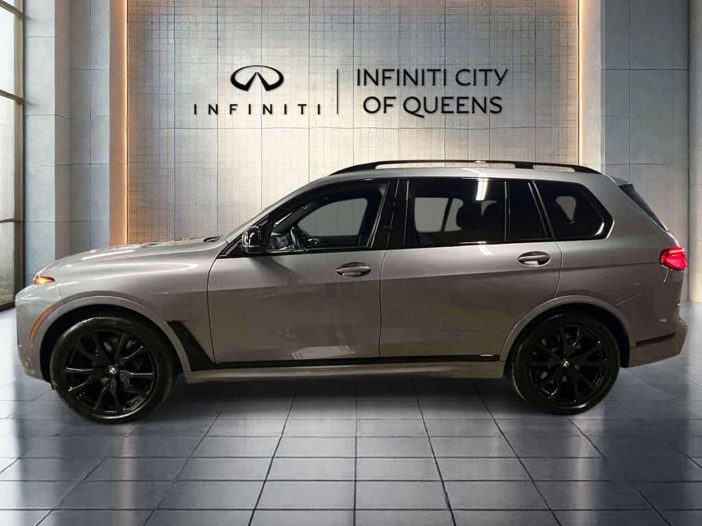 Used 2024 BMW X7 M60i w/ Climate Comfort Package AWD/4WD image 5