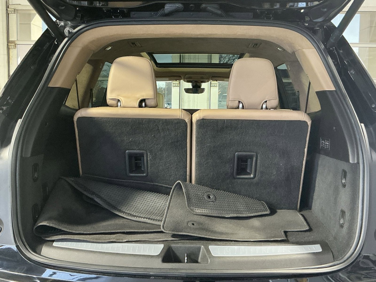 Used 2022 Cadillac XT6 Sport w/ Platinum Package image 27