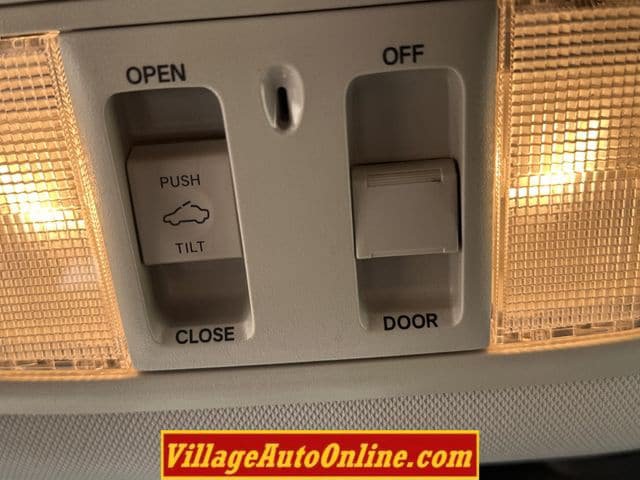 Used 2018 Honda Accord EX image 16
