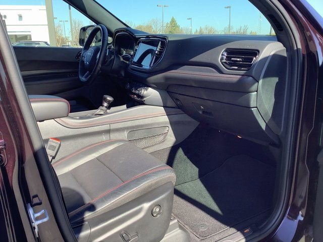 Used 2025 Dodge Durango GT image 38