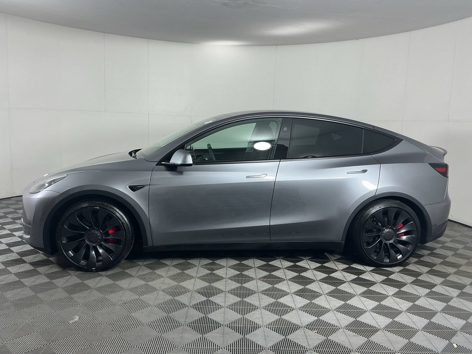 Used 2025 Tesla Model Y Performance AWD/4WD image 5