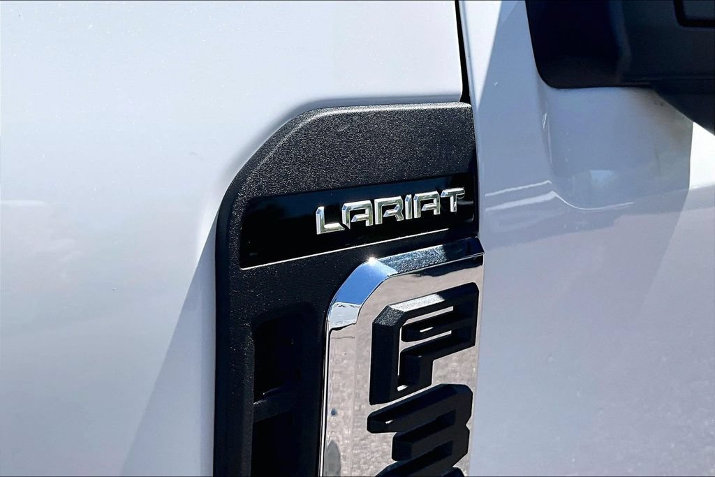 New 2026 Ford F350 Lariat w/ Lariat Premium Package AWD/4WD image 15