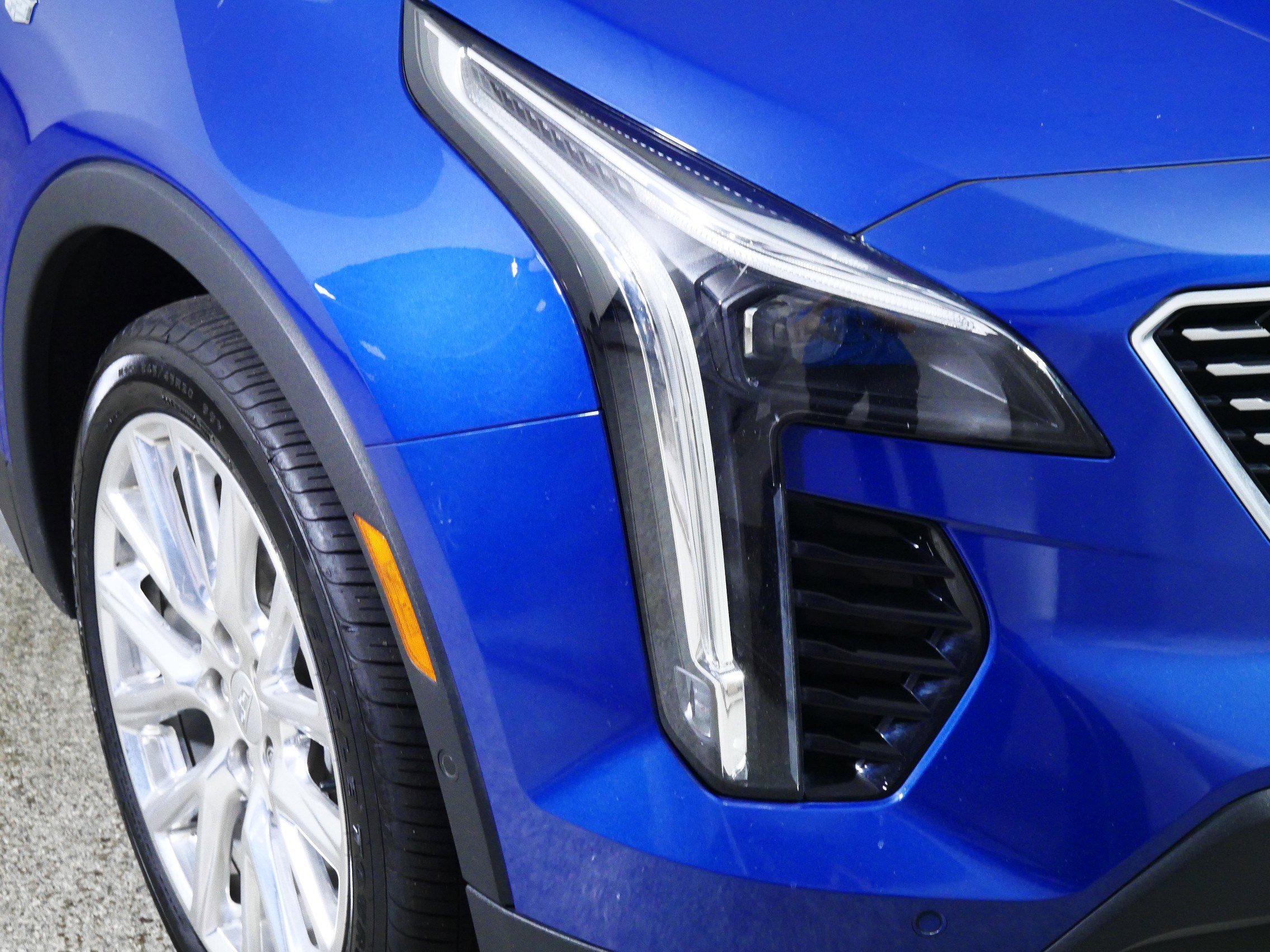 Used 2021 Cadillac XT4 Premium Luxury image 16