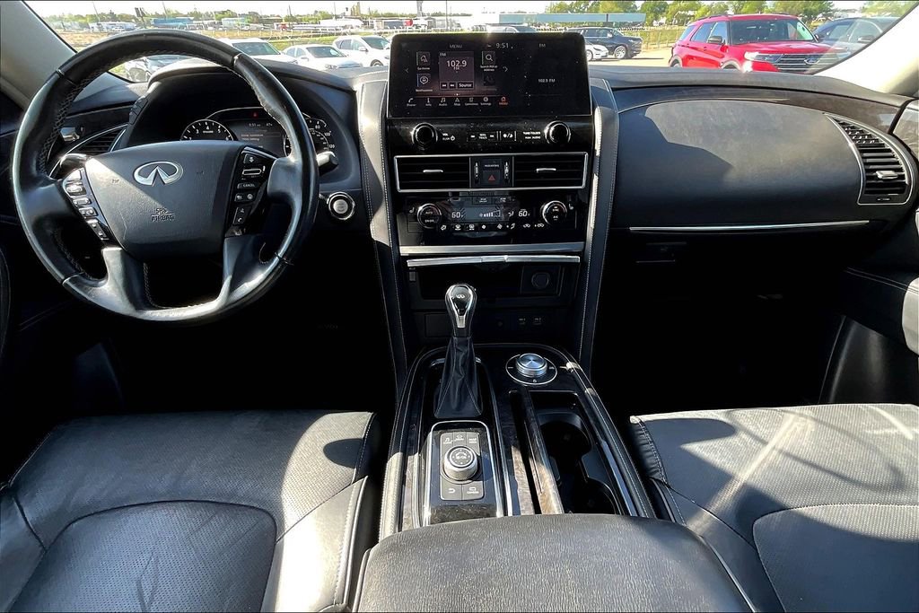 Used 2022 INFINITI QX80 Luxe image 18