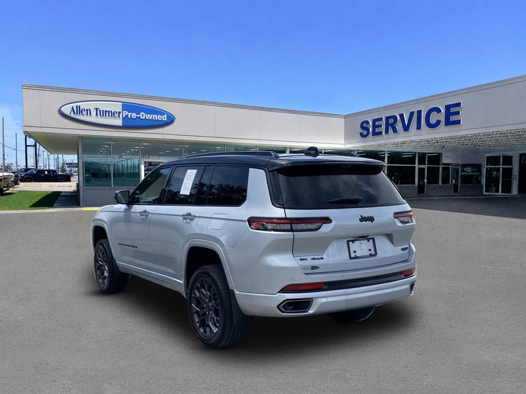 Used 2023 Jeep Grand Cherokee L Summit AWD/4WD image 6