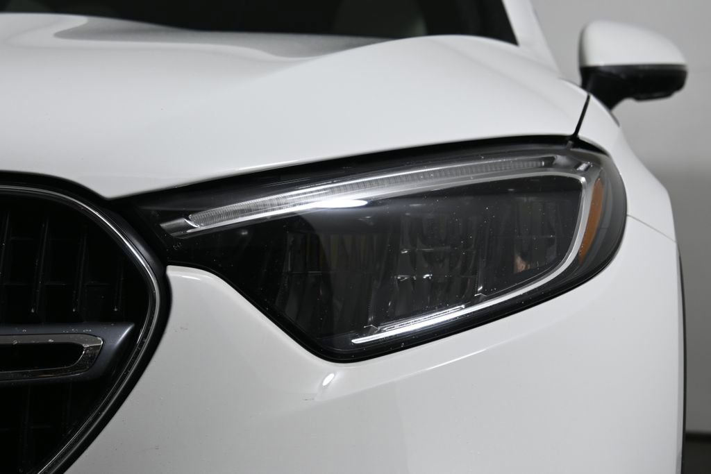 Certified 2025 Mercedes-Benz GLC 300 4MATIC image 10