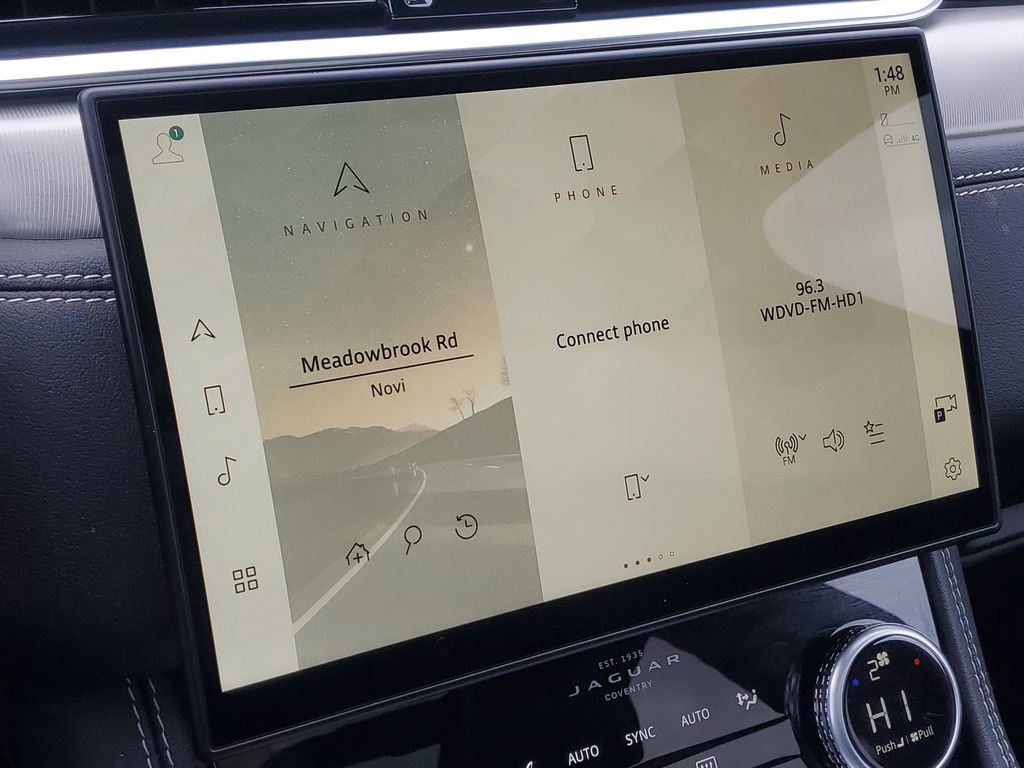 Used 2024 Jaguar F-PACE R-Dynamic S image 21