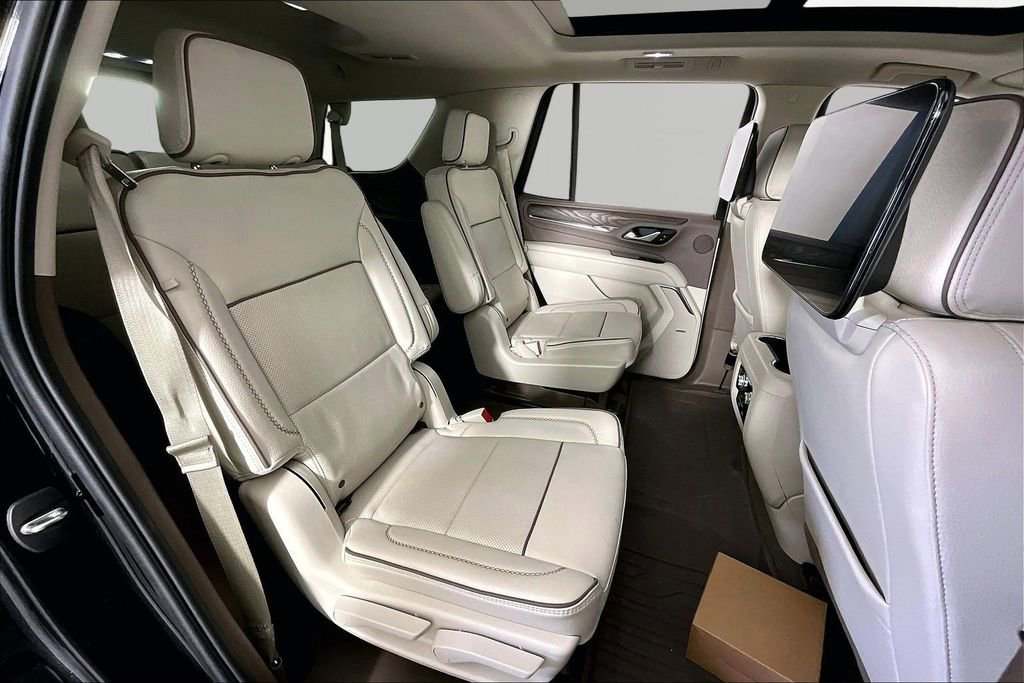 Certified 2024 GMC Yukon Denali w/ Denali Reserve Package AWD/4WD image 22
