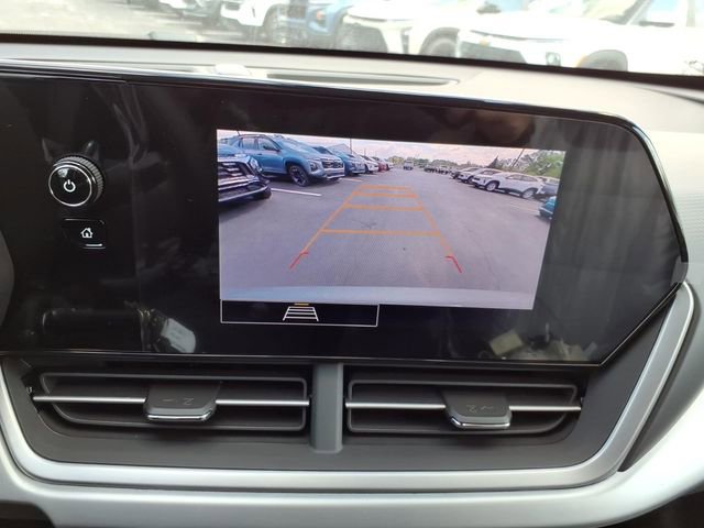 New 2026 Chevrolet Trax LS w/ LS Convenience Package FWD image 12