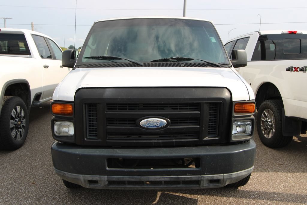 Used 2011 Ford E-350 and Econoline 350 XL w/ PWR Windows & Locks Group RWD image 2