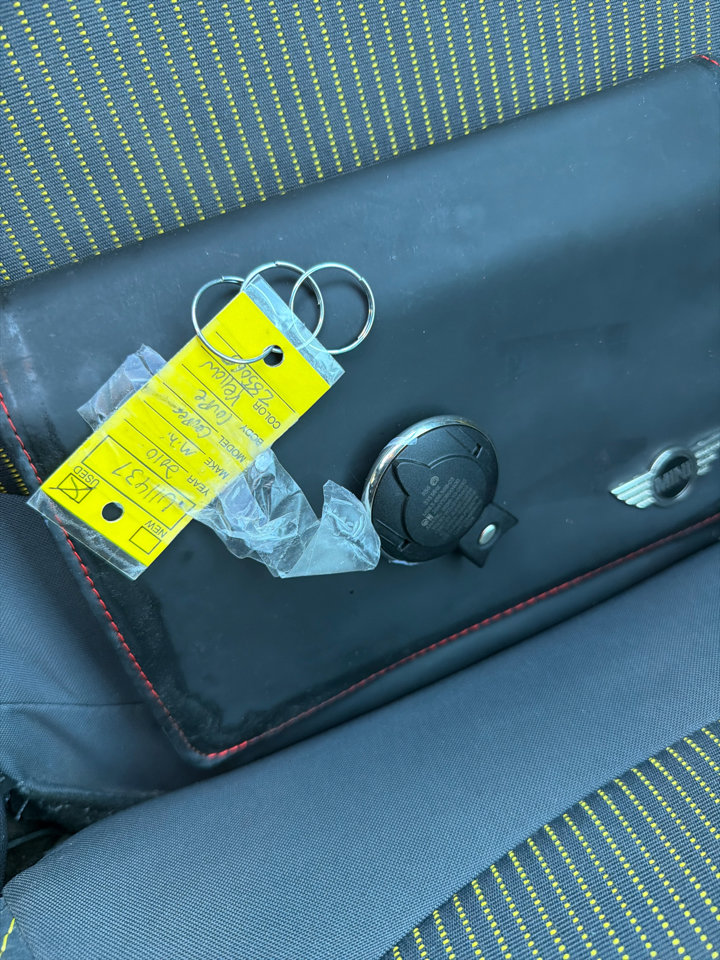 Used 2010 MINI Cooper S image 27