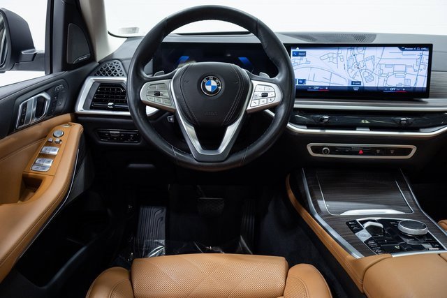 Certified 2023 BMW X7 xDrive40i w/ Premium Package image 3