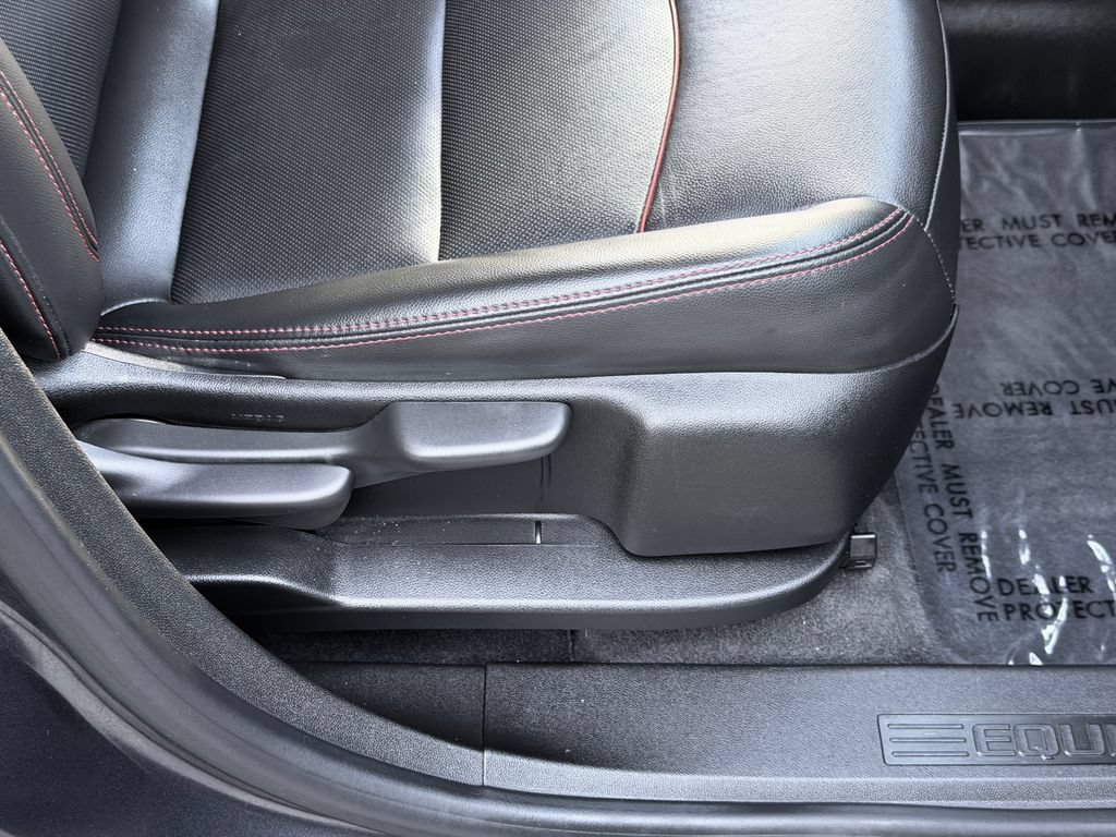 Used 2022 Chevrolet Equinox RS w/ RS Leather Package FWD image 29