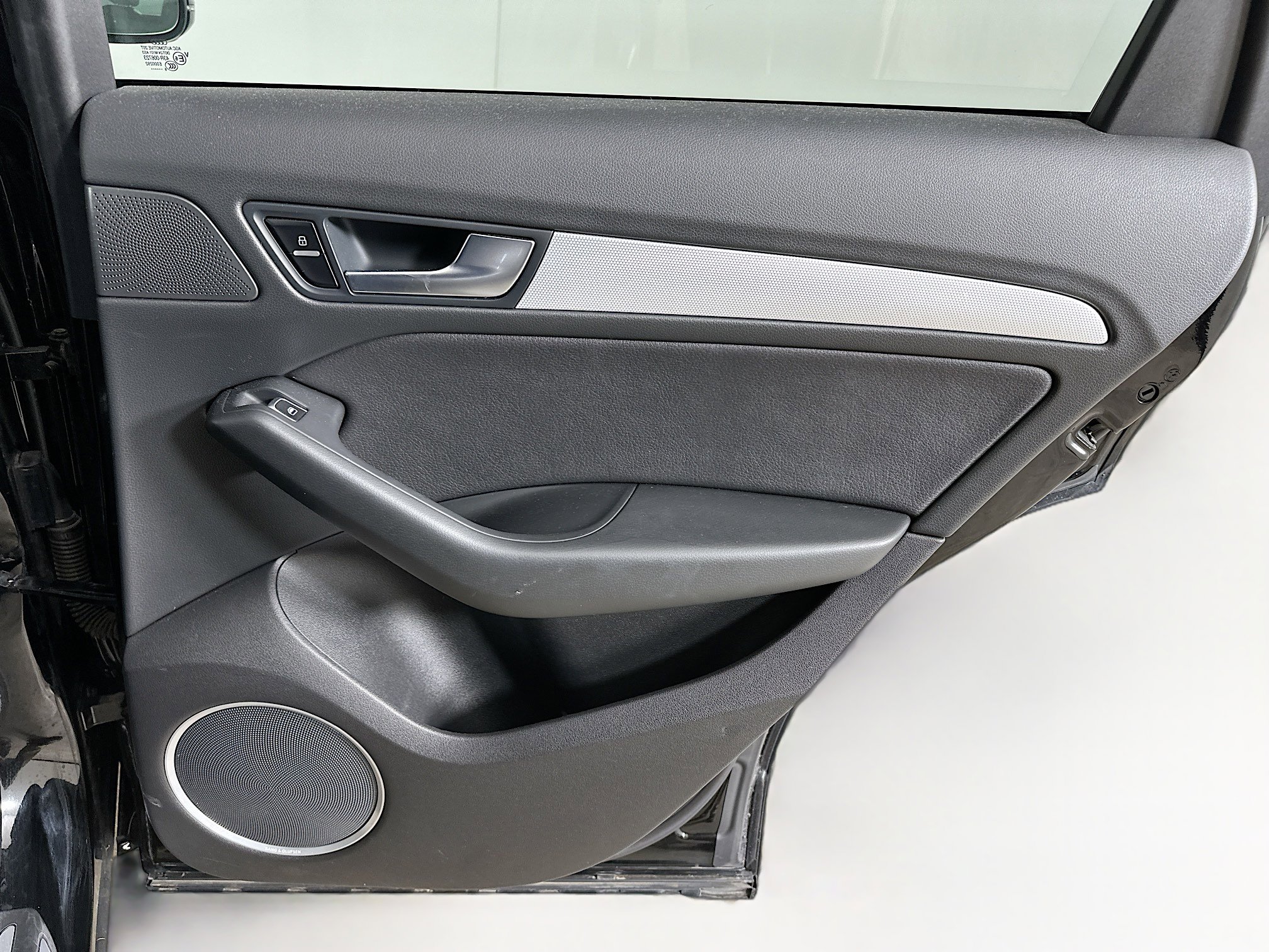 Used 2017 Audi Q5 2.0T Premium Plus w/ Technology Package image 32