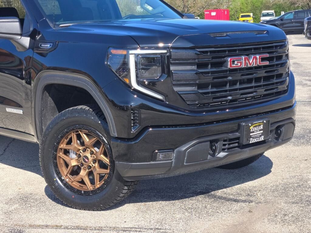 New 2026 GMC Sierra 1500 Elevation AWD/4WD image 2