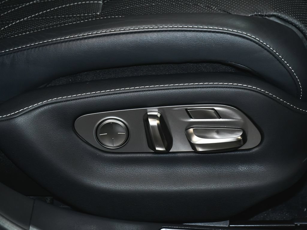 Used 2022 Lexus LS 500h AWD w/ Luxury Package image 67