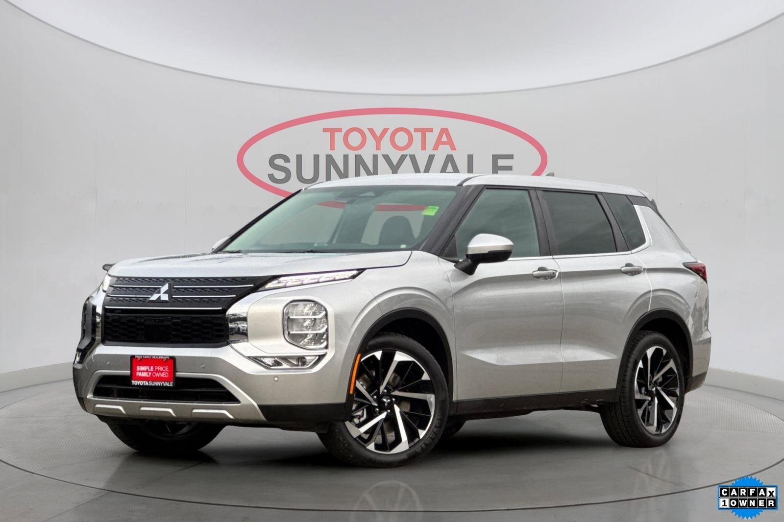 Used 2024 Mitsubishi Outlander SE video 1