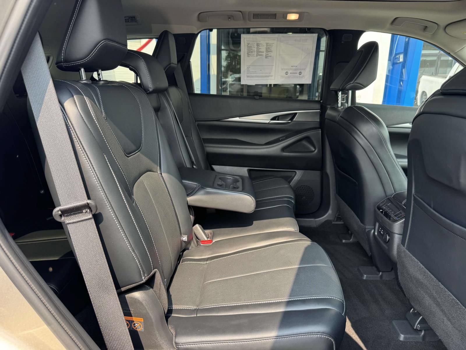 Used 2023 INFINITI QX60 Luxe w/ Cargo Package AWD/4WD image 27