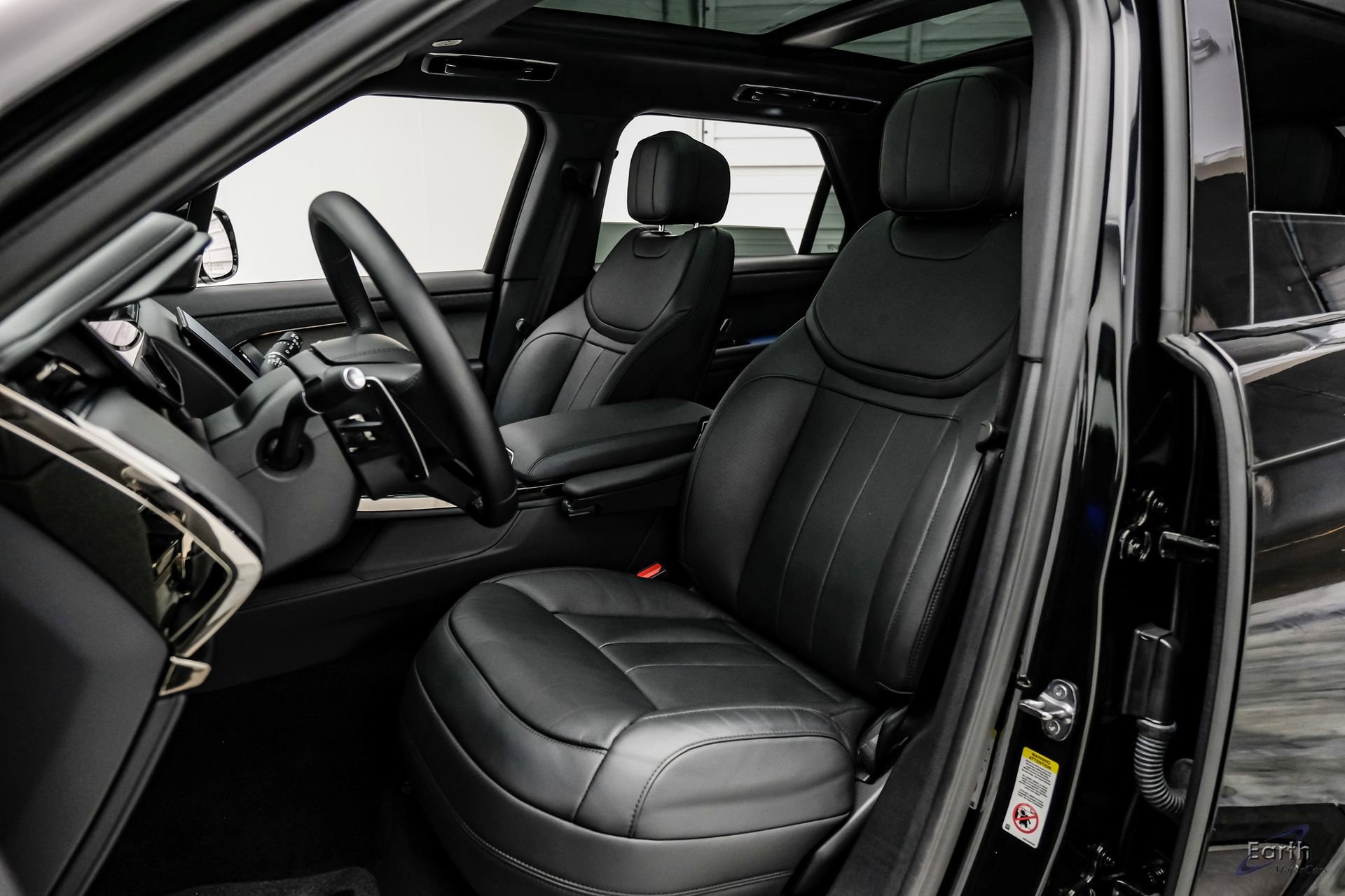 Used 2024 Land Rover Range Rover Sport Dynamic SE AWD/4WD image 35