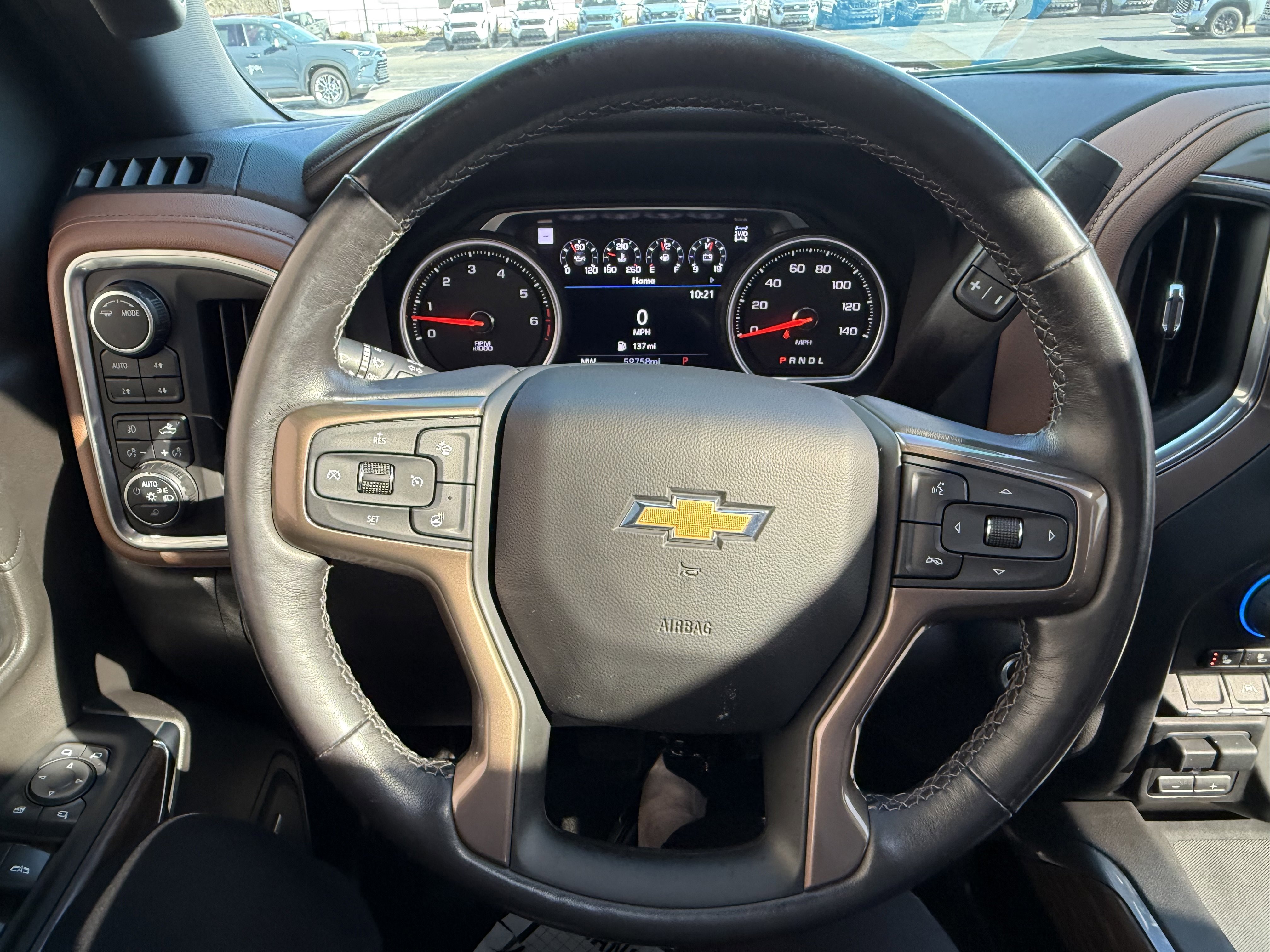 Used 2022 Chevrolet Silverado 1500 High Country image 9