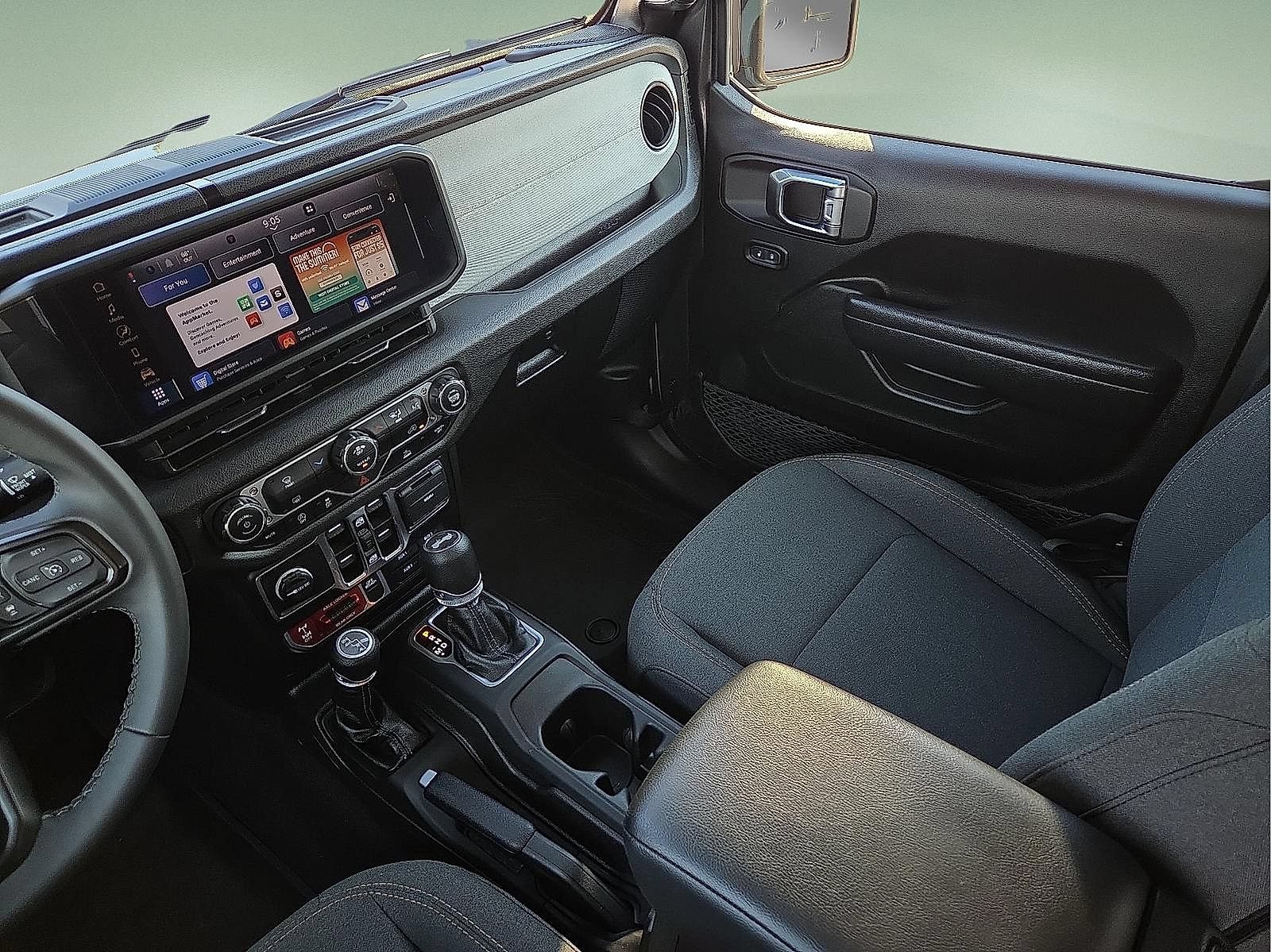 Used 2025 Jeep Wrangler Unlimited Sport AWD/4WD image 12