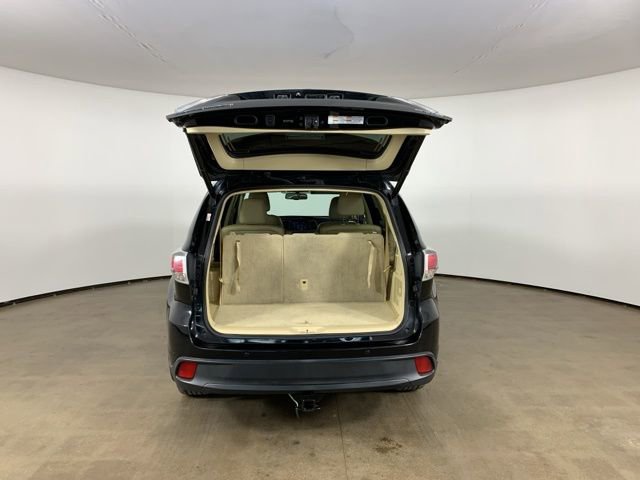 Used 2014 Toyota Highlander Limited image 12