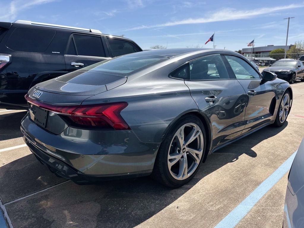 Used 2022 Audi e-tron GT Premium Plus image 3