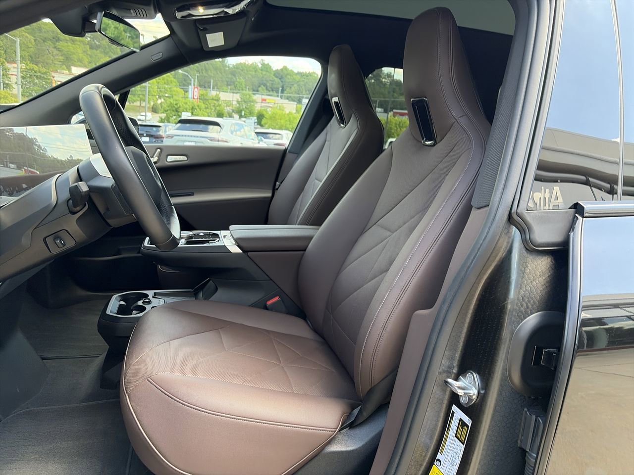 Certified 2024 BMW iX xDrive50 w/ Premium Package AWD/4WD image 14