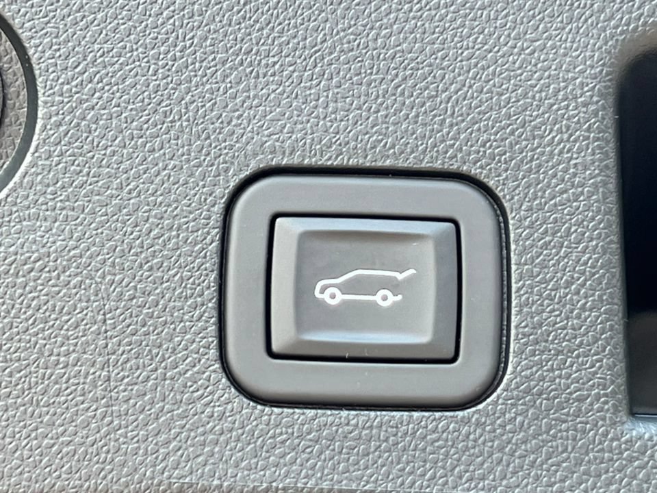 Used 2026 Chevrolet Equinox RS w/ Convenience Package III AWD/4WD image 35