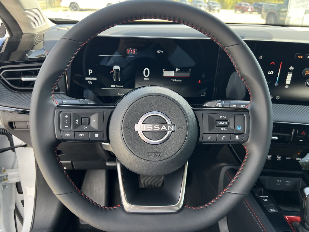 New 2027 Nissan Kicks SR FWD image 8